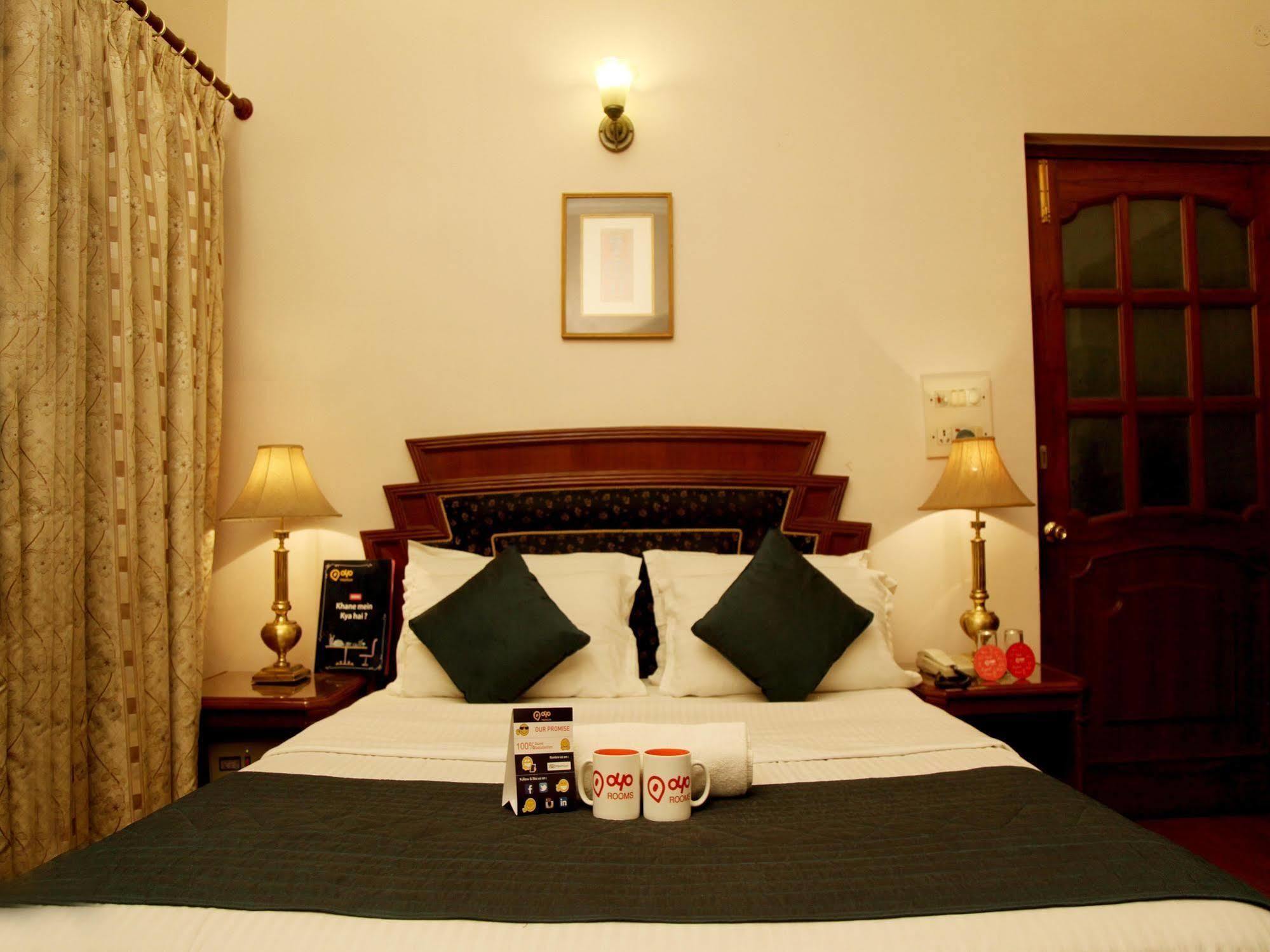 Hotel Imperial House Allahabad Exterior foto